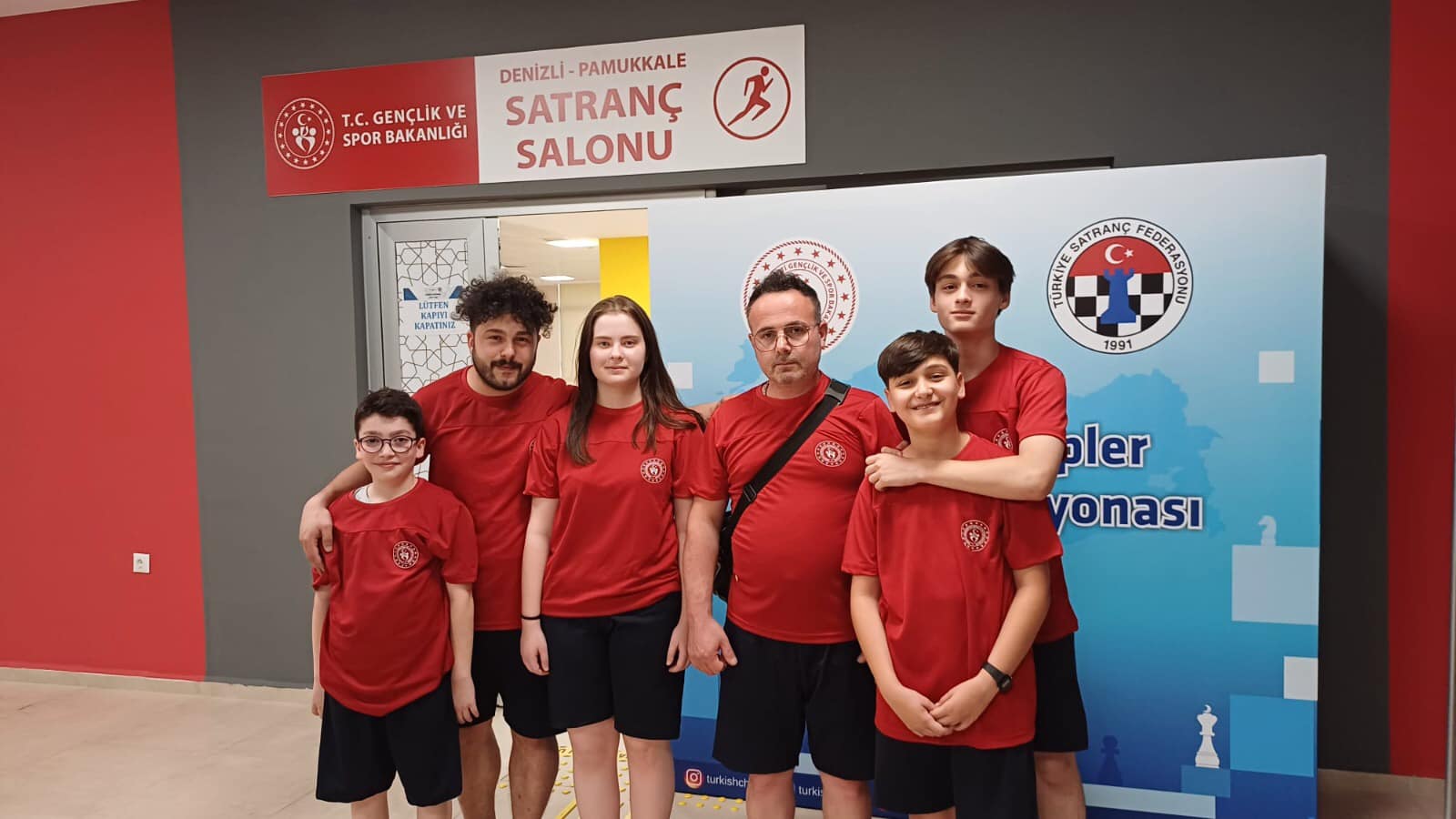 Gençlikspor Kulübü Satranç Takımı Gelecek Adına Umut Verdi