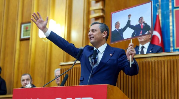 ÖZGÜR ÖZEL: “ERDOĞAN İKTİDARI GAYRİMEŞRUDUR, BU YÜZDEN SANDIK BİR AN ÖNCE GELMELİDİR!”