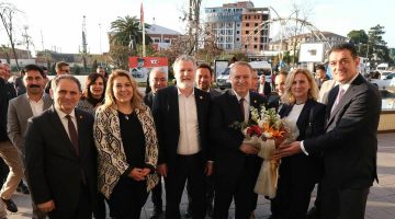 BAŞKAN KÖSE; “EKREM BAŞKANIMIZ İLE BİRLİKTEYİZ, OMUZ OMUZAYIZ”