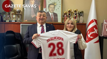 Özlem TURAN”a 1926 Bulancakspor’dan Forma Hediyesi