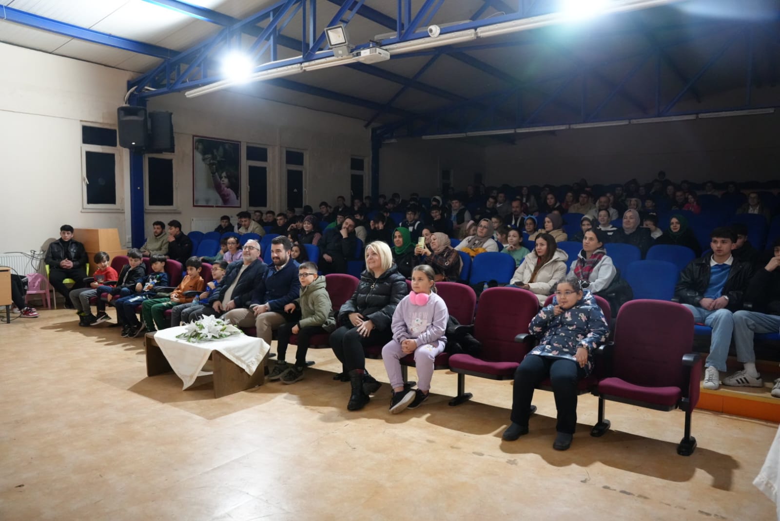 PİRAZİZ BELEDİYE BAŞKANI M. ESAT AYYILDIZ’dan TİYATROYA DESTEK