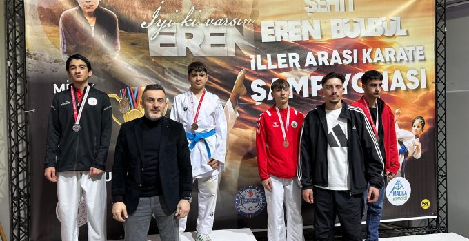 GİRESUNLU KARATEÇİLER TRABZON’DAN MADALYALARLA DÖNDÜ: ŞEHİT EREN BÜLBÜL ŞAMPİYONASI’NDA GURUR TABLOSU