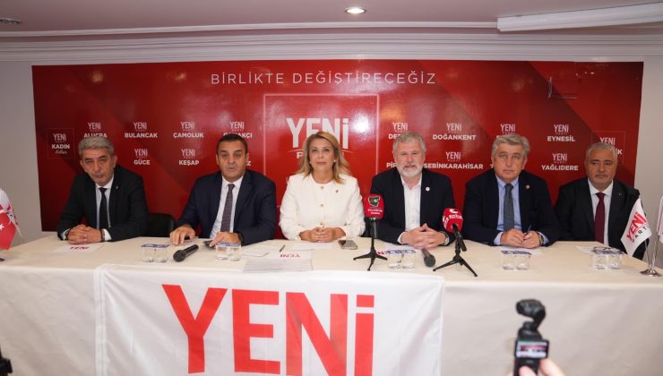 YENİ PARTİ SORUNLARI MASADA DEĞİL, SAHADA DİNLİYOR