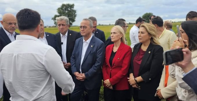 YENİ PARTİ SAHADA SORUNLARI DİNLİYOR