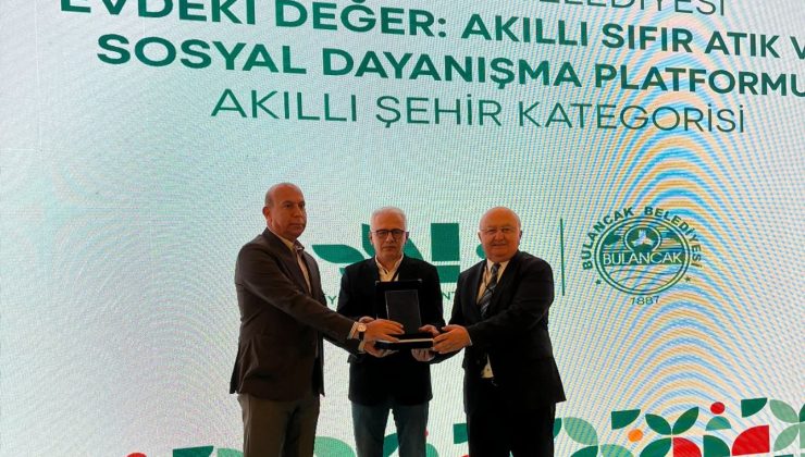 BULANCAK’TAN TÜRKİYE’YE AKILLI ŞEHİR BAŞARISI: “EVDEKİ DEĞER” BİRİNCİLİK ÖDÜLÜNÜ ALDI