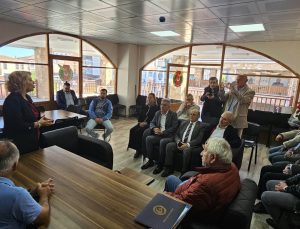 GİRESUN’DA GAZETECİLERİN SORUNLARI GÜNDEME GELDİ: ELVAN IŞIK GEZMİŞ’TEN BASINA DESTEK MESAJI
